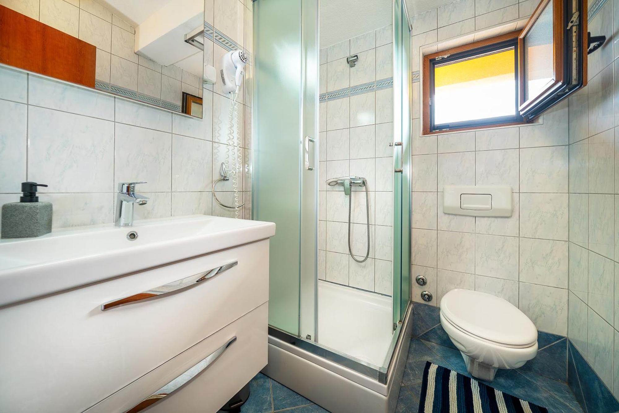 Apartments Dujmovic With Terrace Baska  Bagian luar foto